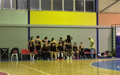 ΓΥΝΑΙΚΕΙΟ ΑΣ ΑΝΑΓΕΝΝΗΣΗ ΠΕΤΡΑΛΩΝΩΝ -ΑΟ ΖΕΥΣ ΕΡΥΘΡΟΥ (4η ΑΓΩΝΙΣΤΙΚΗ 2ος ΟΜΙΛΟΣ)